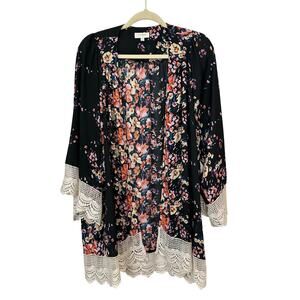 Umgee Dark Floral Boho Kimono Cardigan Size M/L Open Front Crochet Trim Festival